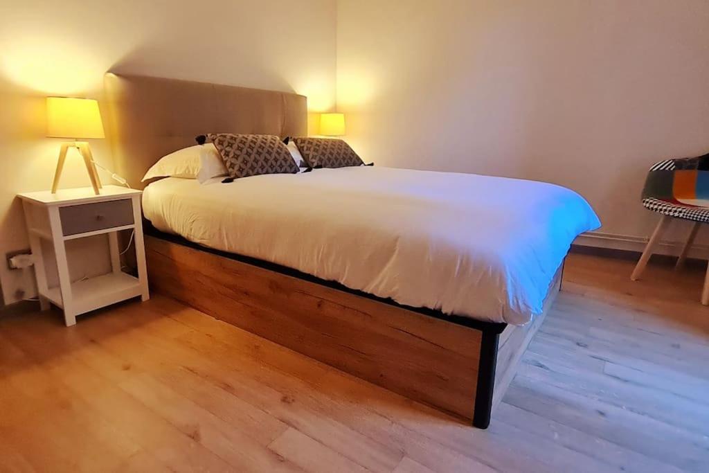 Le 56 Faubourg - Proche Centre - Parking Gratuit Apartment Beaune  Exterior photo